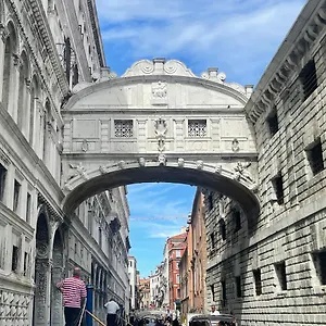 Ca' Ai Sospiri , Venice Italy